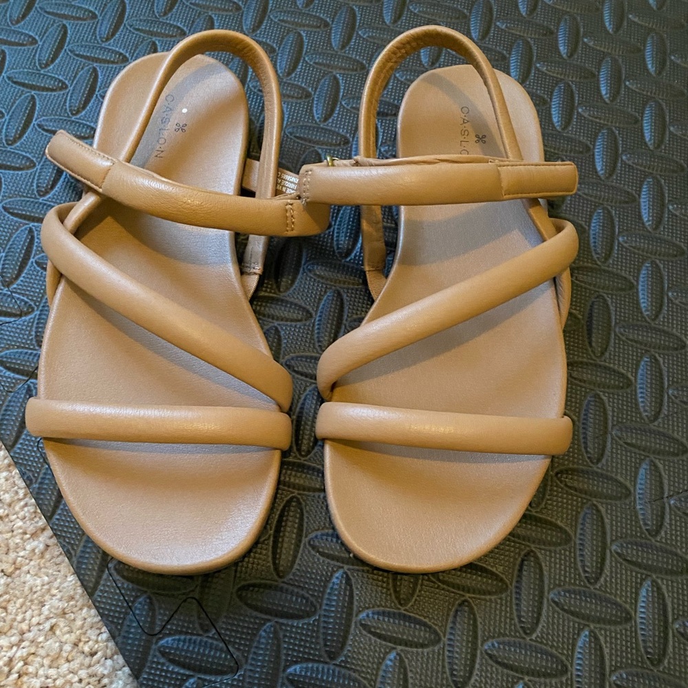 Caslon sandals, size 7M